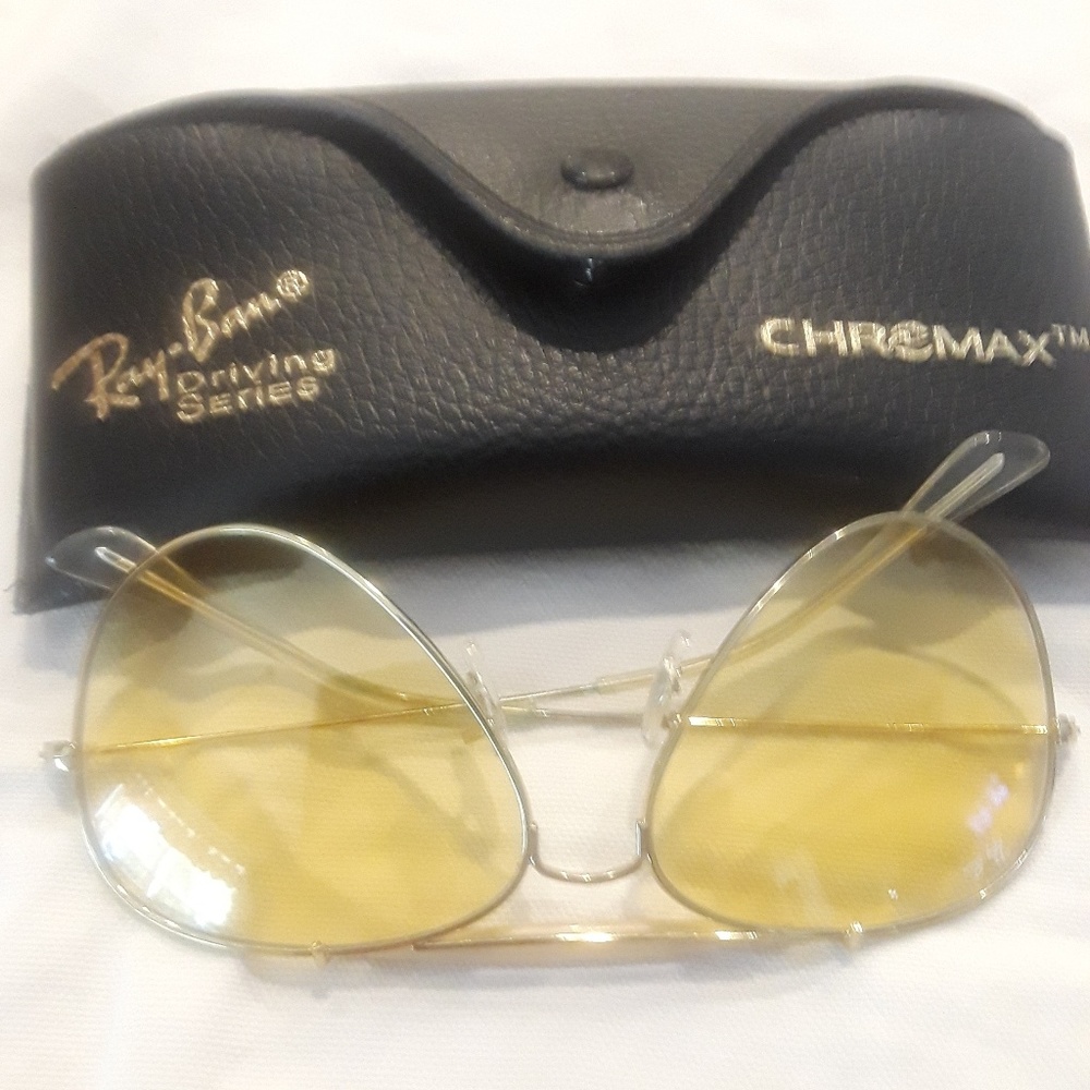 Ray-Ban driving glasses cut the glare